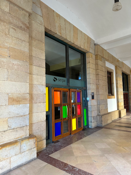 Fotograf�a de la puerta de entrada de Serpa
